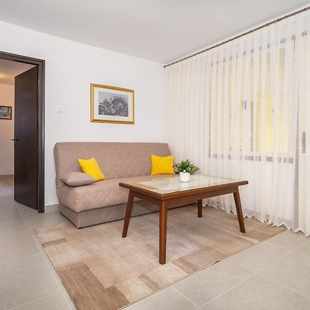 Apartments & Room Jagoda Baska  Luaran gambar