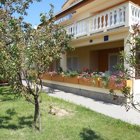 Apartments & Room Jagoda Baska  Luaran gambar