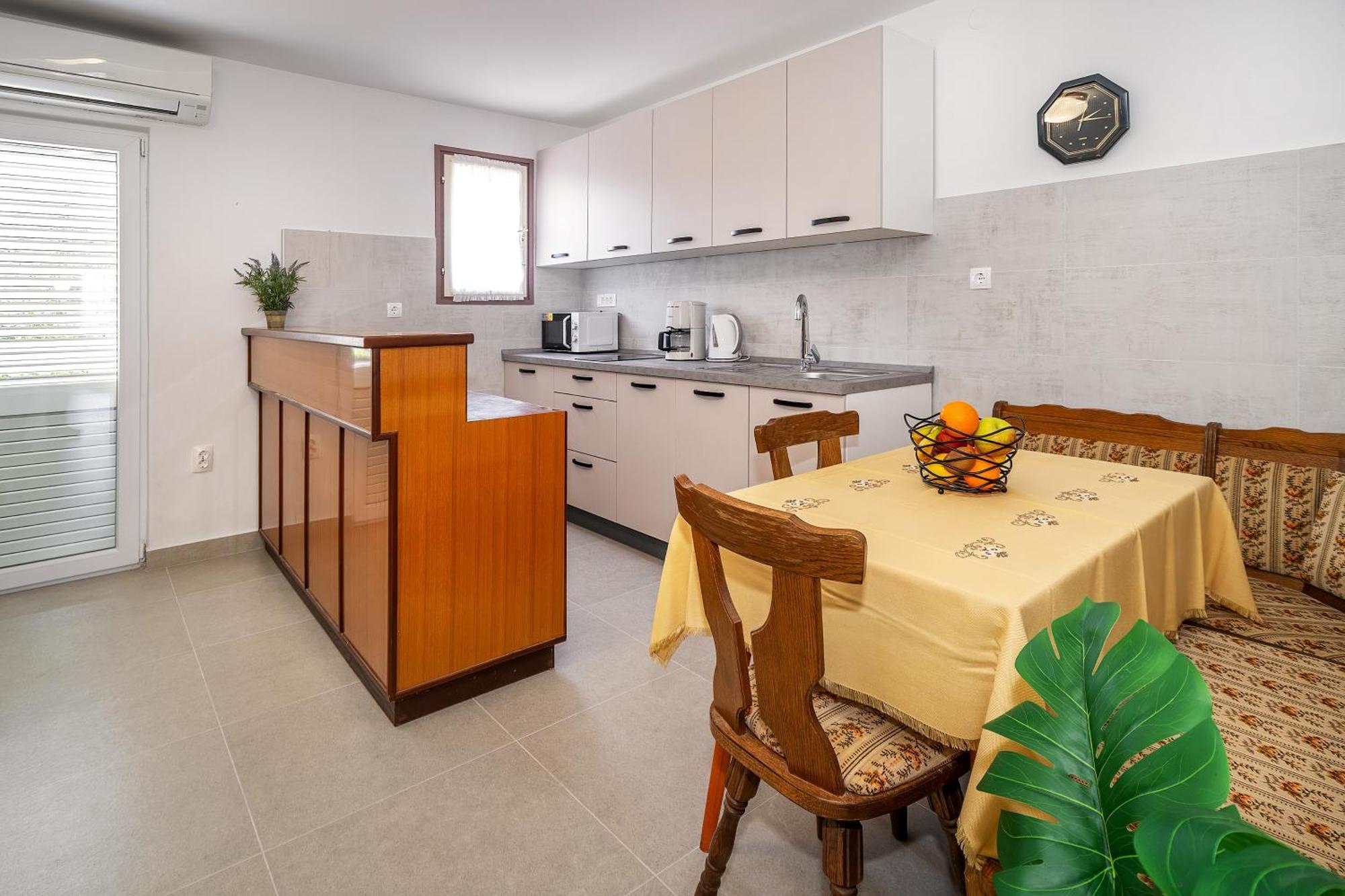 Apartments & Room Jagoda Baska  Luaran gambar