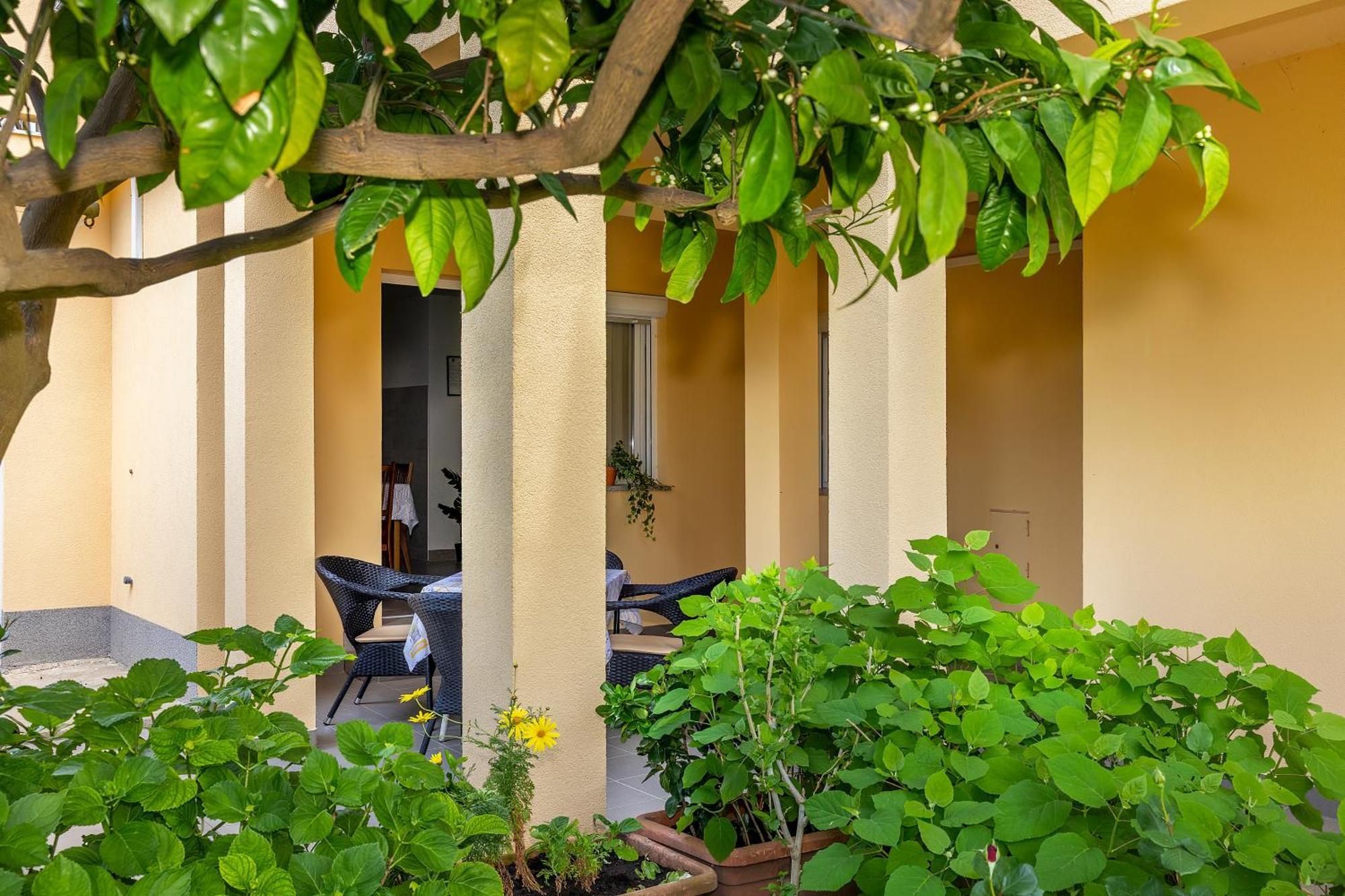 Apartments & Room Jagoda Baska  Luaran gambar