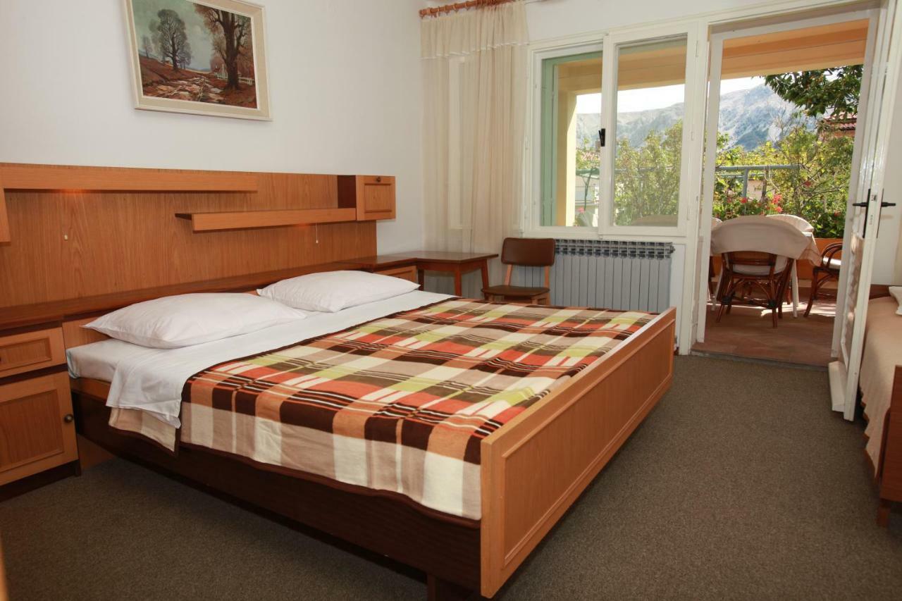 Apartments & Room Jagoda Baska  Luaran gambar