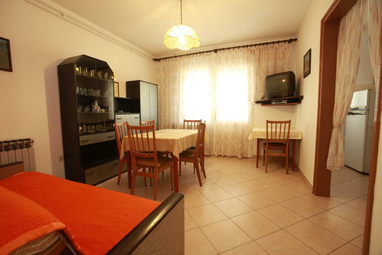 Apartments & Room Jagoda Baska  Luaran gambar