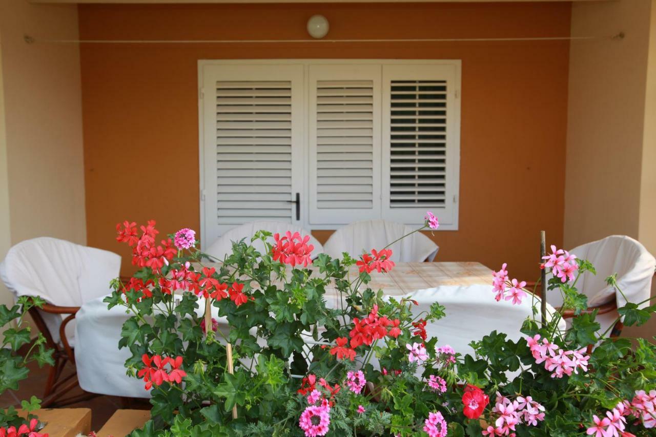 Apartments & Room Jagoda Baska  Luaran gambar