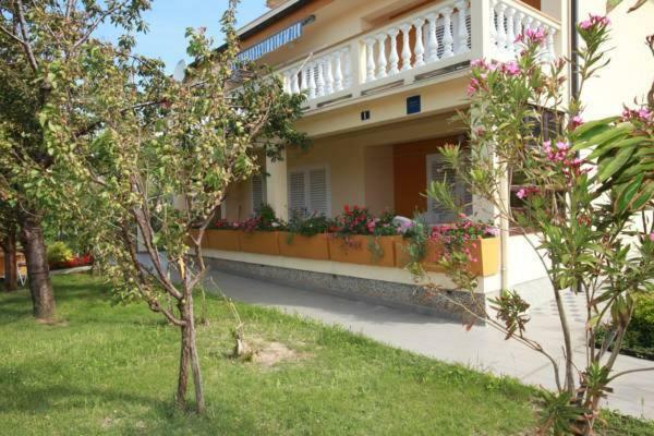Apartments & Room Jagoda Baska  Luaran gambar