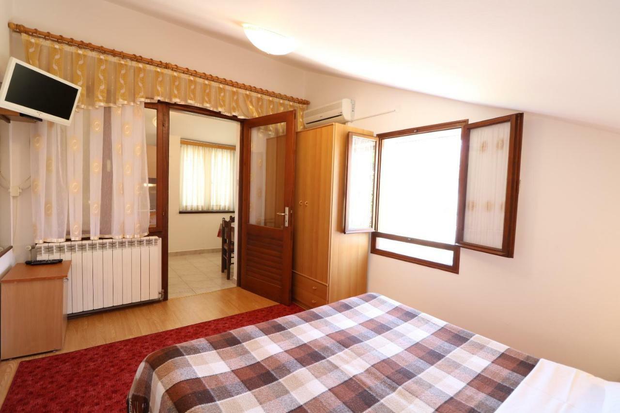 Apartments & Room Jagoda Baska  Luaran gambar